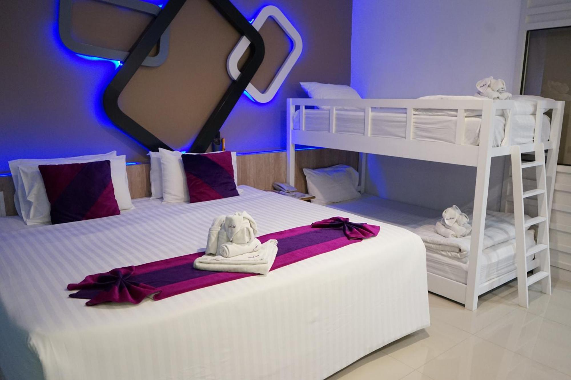 Phitsanulok United Hotel Buitenkant foto