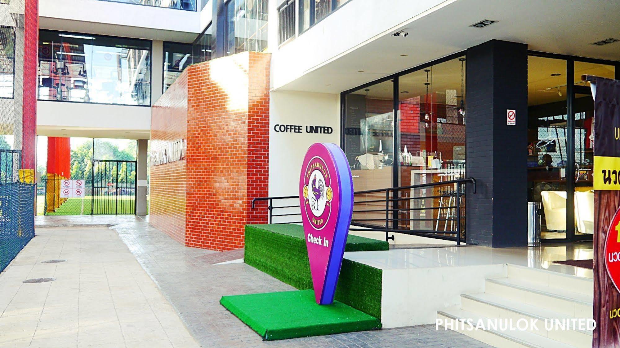 Phitsanulok United Hotel Buitenkant foto